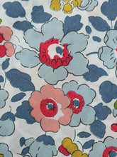 Load image into Gallery viewer, Liberty Tana Lawn Betsy P