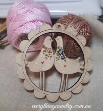 Load image into Gallery viewer, Valdani Perle 8 Embroidery Thread O 557 (O557)