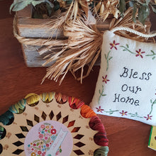 Load image into Gallery viewer, Valdani Embroidery THREAD STARTER PACK - Autumn Glow Stranded