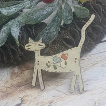 Load image into Gallery viewer, Le Jardin Tan Pussy Cat wood button