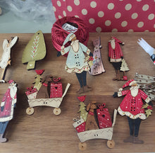 Load image into Gallery viewer, Hand painted - Christmas Tree Brooch.