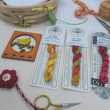 Load image into Gallery viewer, Embroidery Thread Holder - ORANGE & YELLOW BIRD
