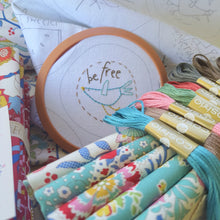 Load image into Gallery viewer, Homespun BOM 2024 Sunshine and Lollipops Quilt design by Anni Downs ... featuring the NEW Tilda Jubilee fabric range.