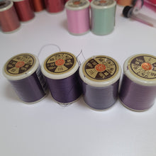 Load image into Gallery viewer, SILK THREADS , Daruma & Gutermann