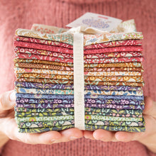 Load image into Gallery viewer, Tilda Mira Blenders Fat Quarter Bundle