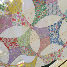 Load image into Gallery viewer, Flowering Snowball Quilt Pattern and Template Set