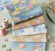 Load image into Gallery viewer, Tilda Sunday Brunch Full Fat Quarter Bundle