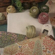 Load image into Gallery viewer, Valdani Perle 8 Embroidery Thread JP 9 (JP9)