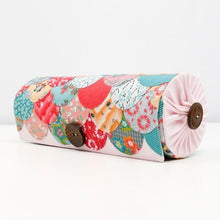 Load image into Gallery viewer, Clamshell Sewing Keep Pattern & Papers by Sue Daley Designs EPP