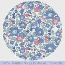 Load and play video in Gallery viewer, Laura Patchwork Jacket Pattern by Melly and Me