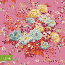 Load image into Gallery viewer, TILDA CHIC ESCAPE & DAISYFIELD