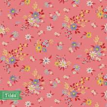 Load image into Gallery viewer, TILDA CHIC ESCAPE & DAISYFIELD