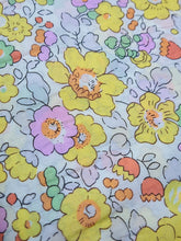Load image into Gallery viewer, Liberty Tana Lawn Betsy "Gelato" Fat Quarter Bundle