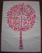 Load image into Gallery viewer, Lilly Pilly Pattern