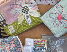 Load image into Gallery viewer, Daisy Love Purse Pattern