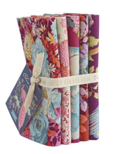 Load image into Gallery viewer, TILDA CHIC ESCAPE & DAISYFIELD