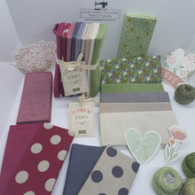 Load image into Gallery viewer, Tilda Chambray Fat Quarter - Seasonal Bundles x 9 pce
