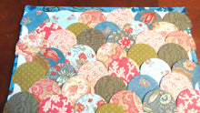 Load image into Gallery viewer, Clamshell Sewing Keep Pattern &amp; Papers by Sue Daley Designs EPP
