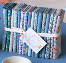 Load image into Gallery viewer, Tilda Creating Memories Berrytangle Prussian Blue
