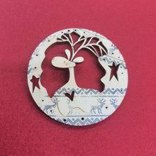 Load image into Gallery viewer, Slimline Deer Friends Christmas Decoration
