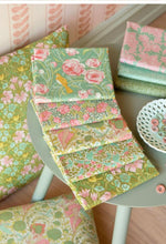 Load image into Gallery viewer, Tilda Songbird Fat Quarter Bundle - GREEN x5 Fat Qtrs
